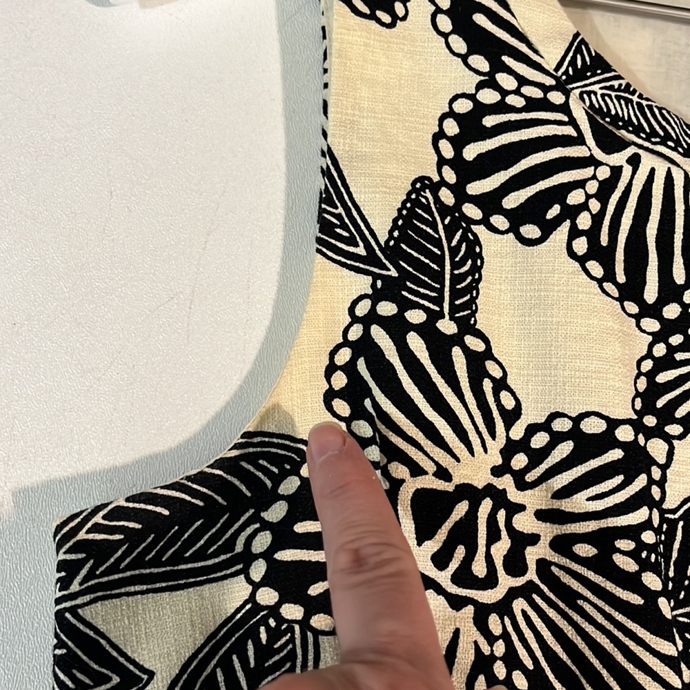 J. CREW - Beige and White Polynesian Dress w/Back Cutout - Picture 10 of 12